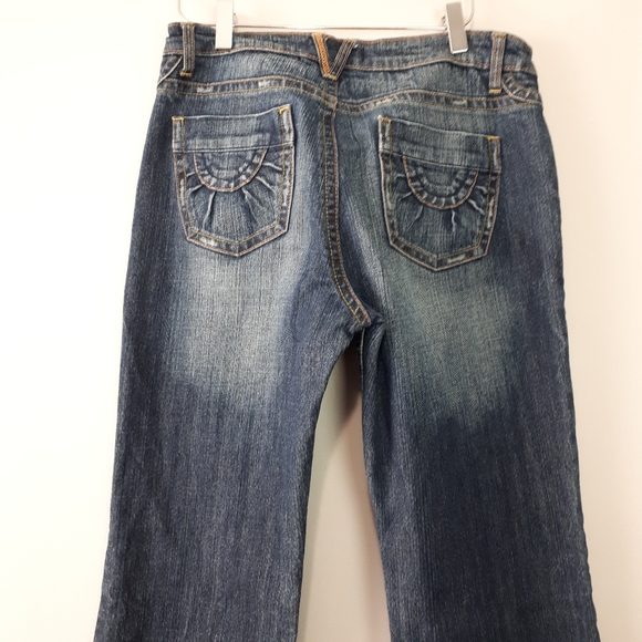 Armor Jeans - Picture 5 of 6